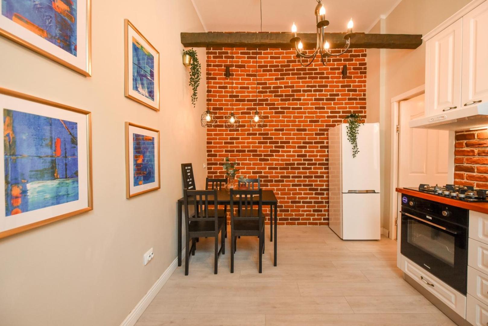 Elegant Studio - Urban Escape In Bucureşti Ngoại thất bức ảnh